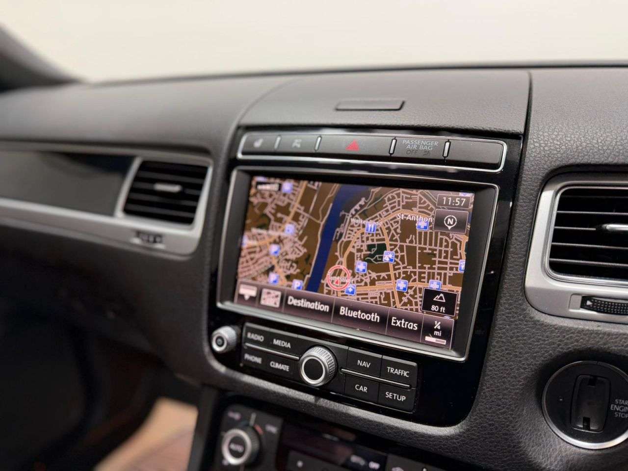 2017 VOLKSWAGEN TOUAREG 2017 VOLKSWAGEN TOUAREG