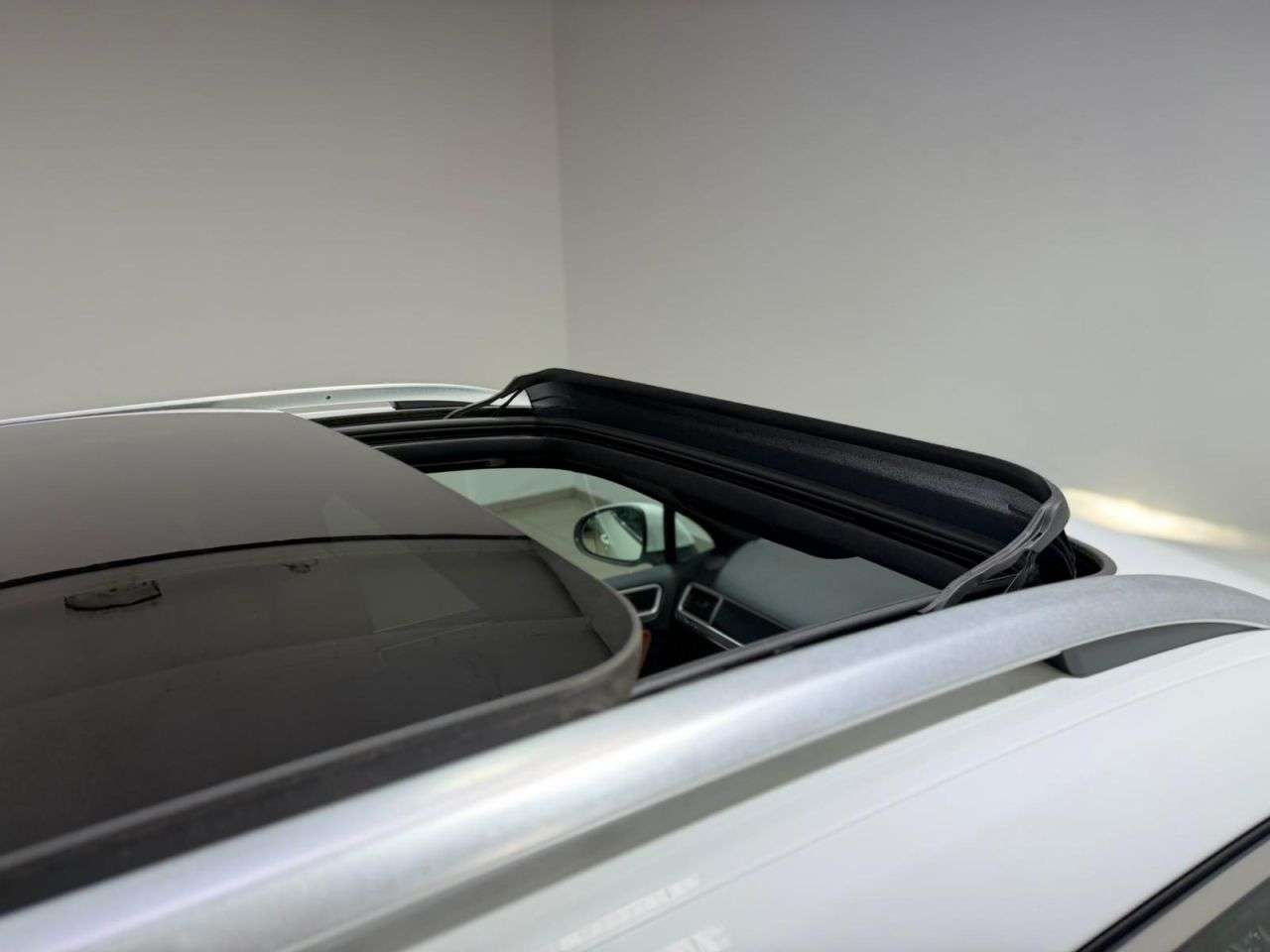 2017 VOLKSWAGEN TOUAREG 2017 VOLKSWAGEN TOUAREG