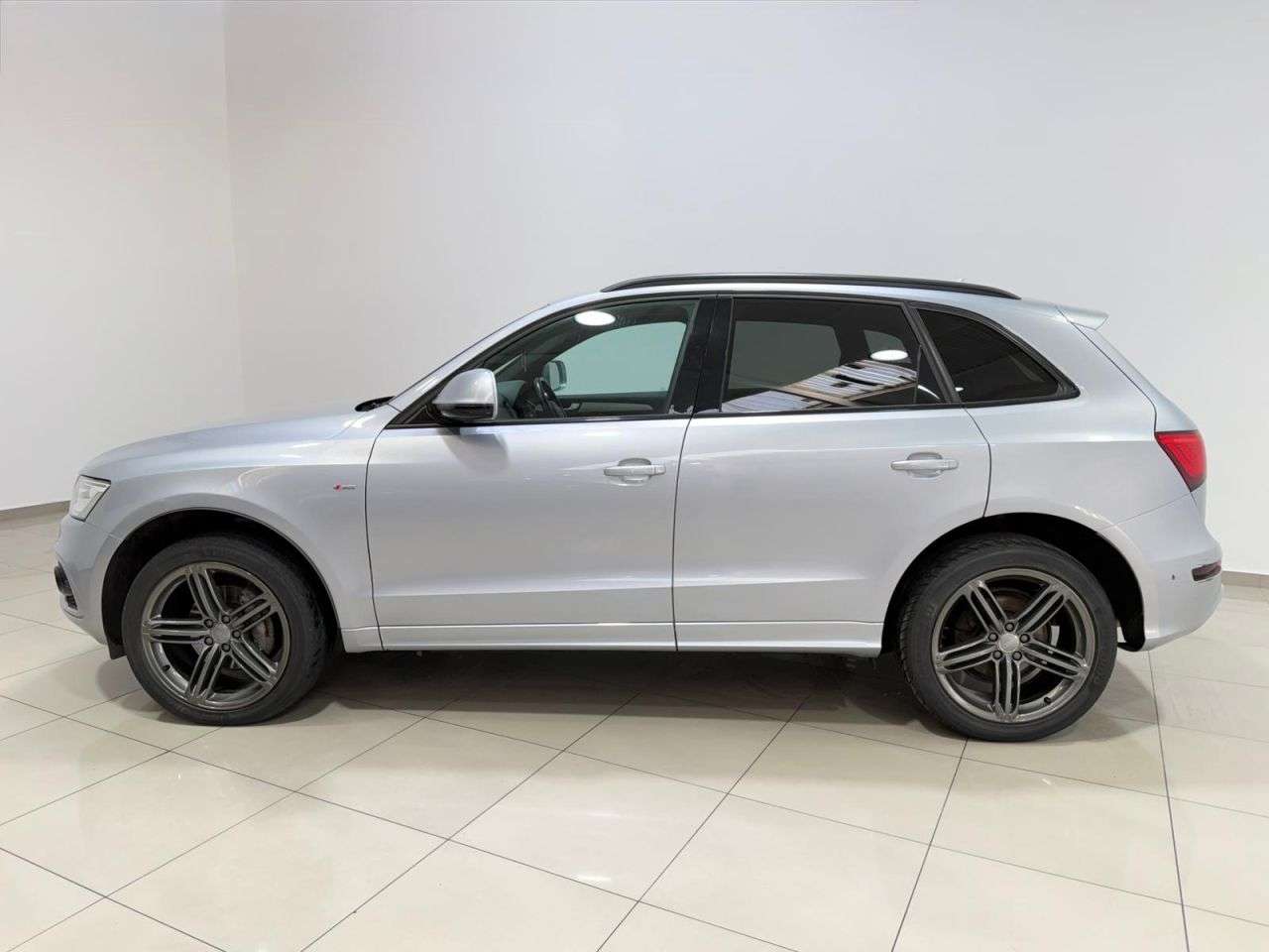 2016 AUDI Q5 2016 AUDI Q5