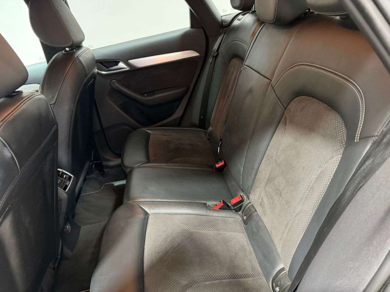 2015 AUDI Q3 2015 AUDI Q3