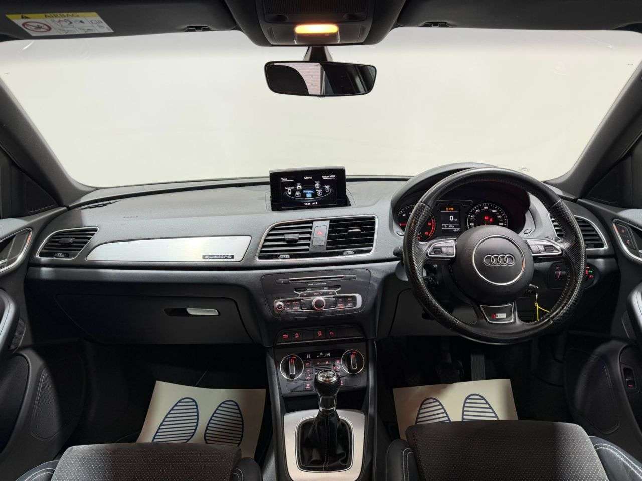 A 2015 AUDI Q3 2.0 TDI S line Plus SUV 5dr Diesel Manual quattro Euro 6 (s/s) (150 ps) NAT A 2015 AUDI Q3 2.0 TDI S line Plus SUV 5dr Diesel Manual quattro Euro 6 (s/s) (150 ps) NAT