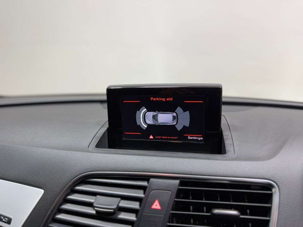 2015 AUDI Q3 2015 AUDI Q3