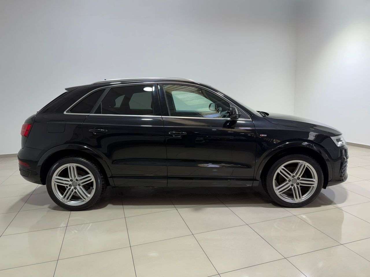 2015 AUDI Q3 2015 AUDI Q3