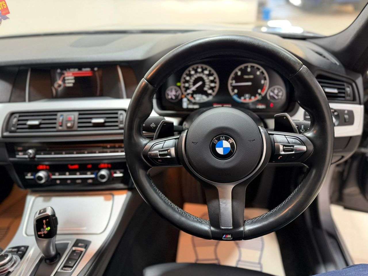 A 2016 BMW 5 SERIES 2.0 520d M Sport Saloon 4dr Diesel Auto Euro 6 (s/s) (190 ps) NATIONWIDE DE A 2016 BMW 5 SERIES 2.0 520d M Sport Saloon 4dr Diesel Auto Euro 6 (s/s) (190 ps) NATIONWIDE DE