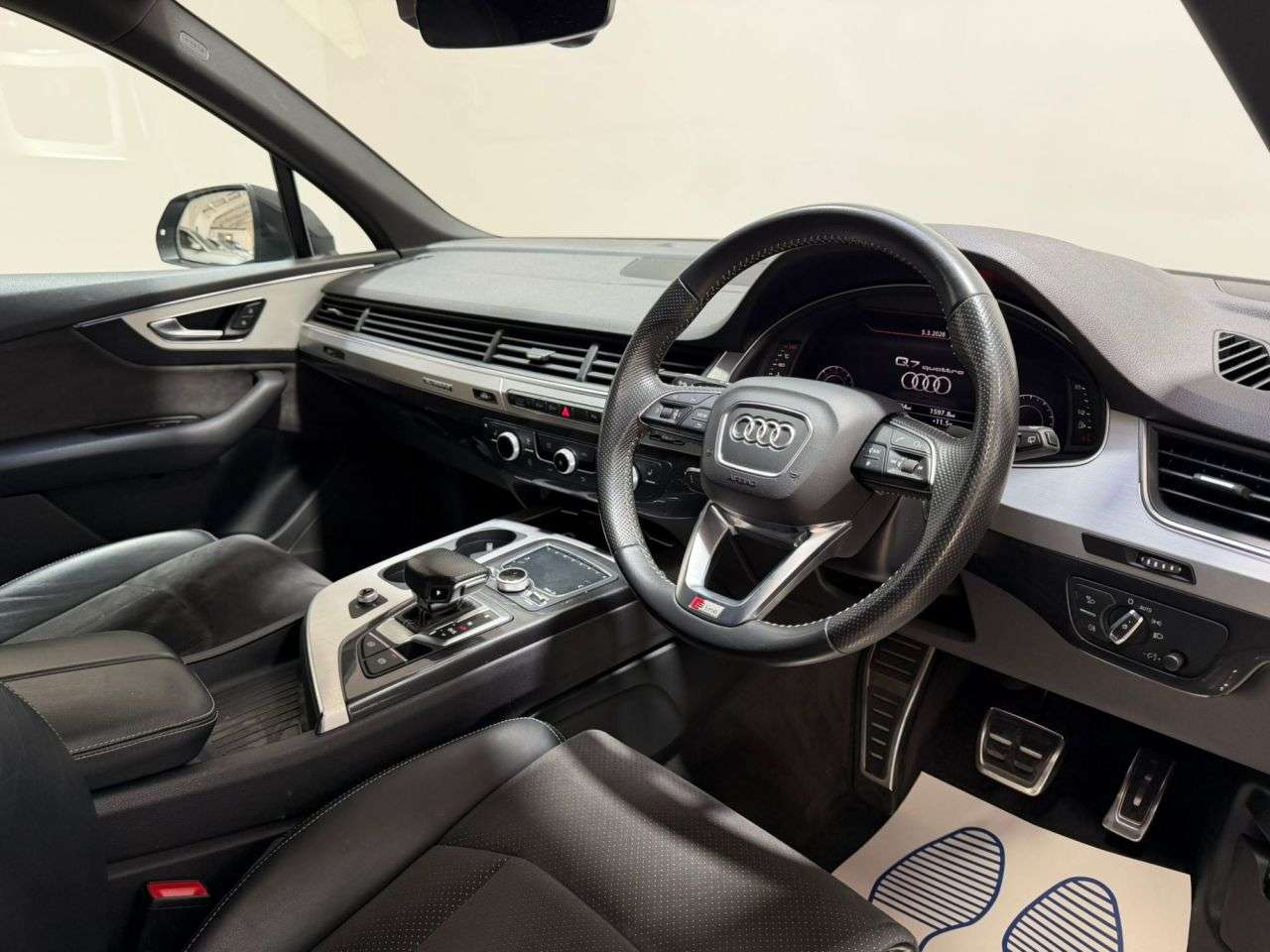 2018 AUDI Q7 2018 AUDI Q7