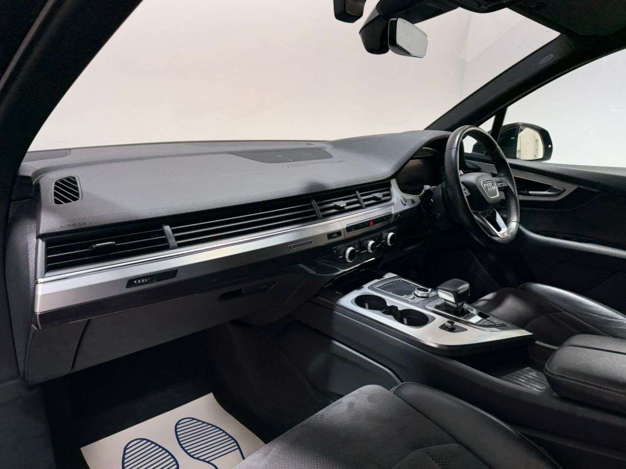 2018 AUDI Q7 2018 AUDI Q7