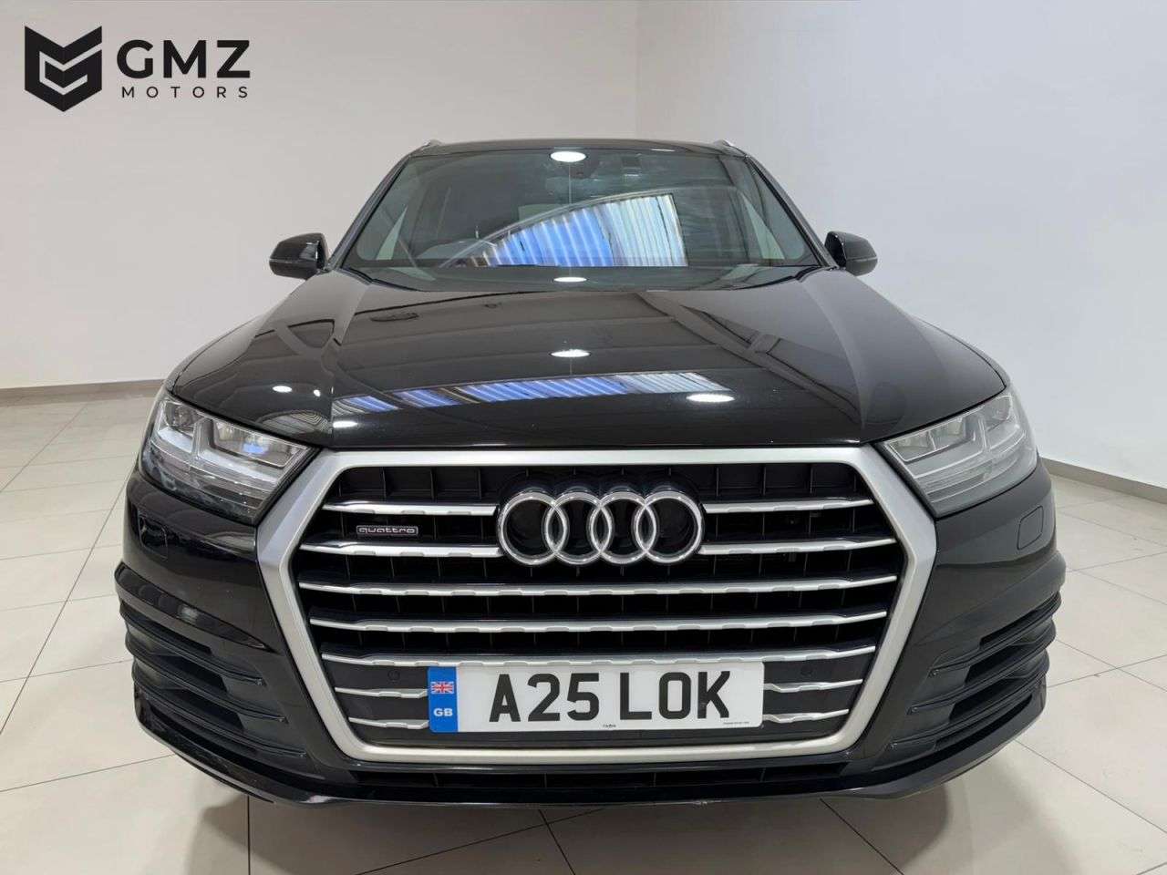 A 2018 AUDI Q7 3.0 TDI V6 45 S line SUV 5dr Diesel Tiptronic quattro Euro 6 (s/s) (231 ps) A 2018 AUDI Q7 3.0 TDI V6 45 S line SUV 5dr Diesel Tiptronic quattro Euro 6 (s/s) (231 ps)