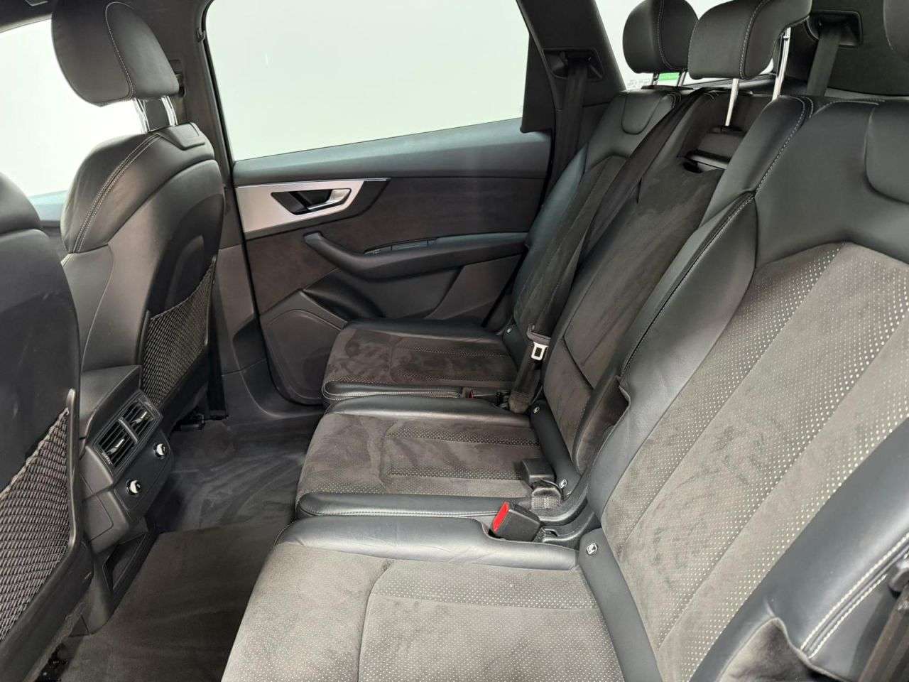 2018 AUDI Q7 2018 AUDI Q7