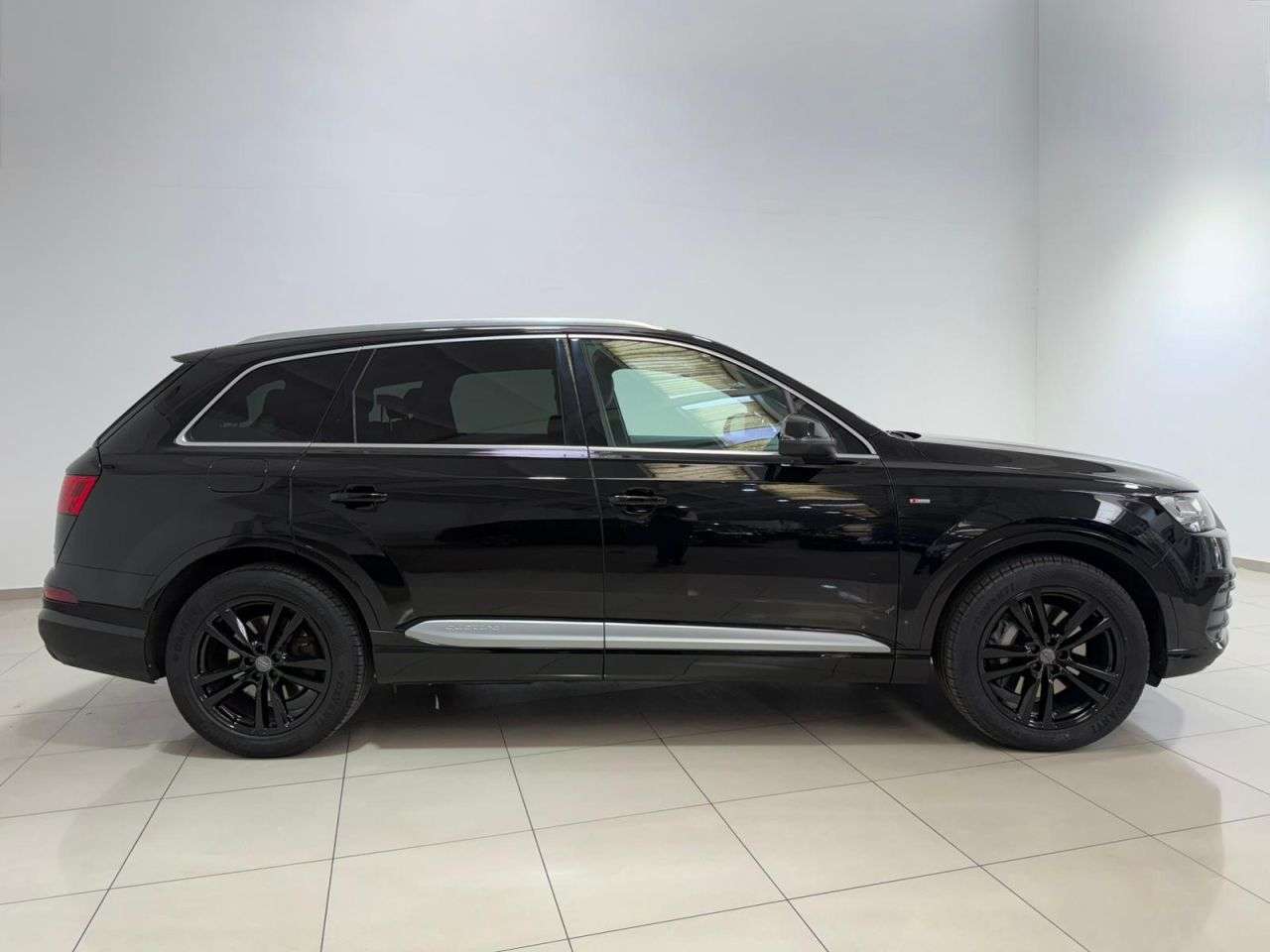 2018 AUDI Q7 2018 AUDI Q7
