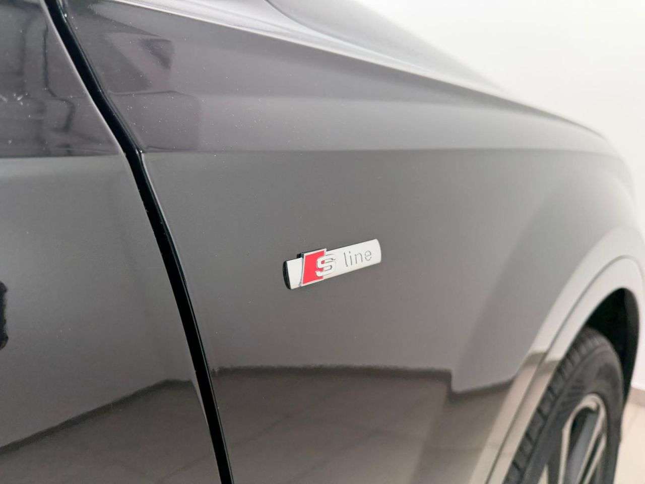 2018 AUDI Q7 2018 AUDI Q7