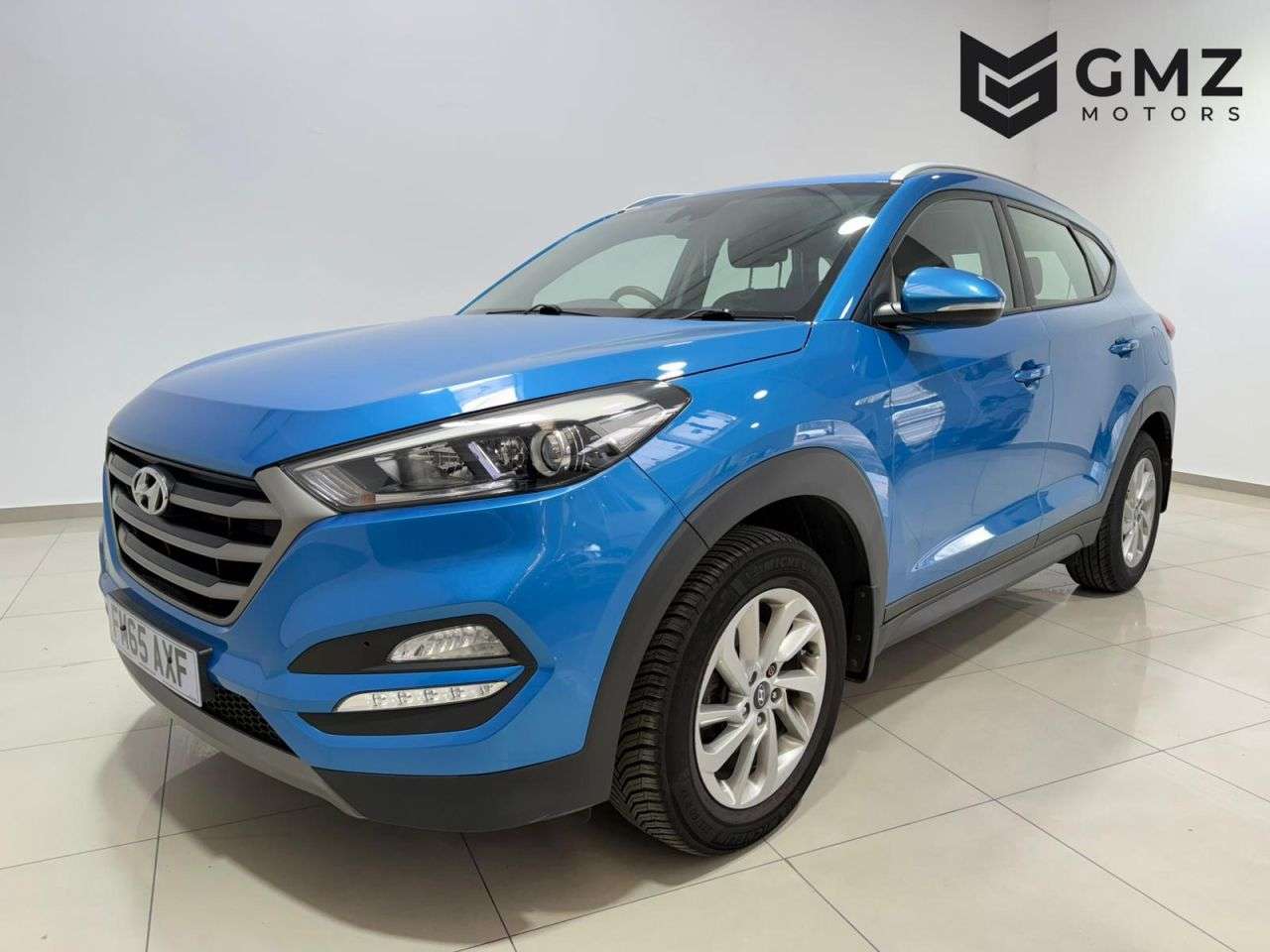A 2015 HYUNDAI TUCSON 1.7 CRDi Blue Drive SE Nav SUV 5dr Diesel Manual Euro 6 (s/s) (116 ps) SAT A 2015 HYUNDAI TUCSON 1.7 CRDi Blue Drive SE Nav SUV 5dr Diesel Manual Euro 6 (s/s) (116 ps) SAT