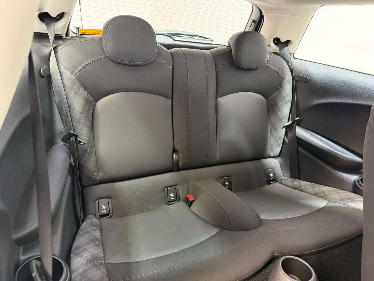 2017 MINI HATCH 2017 MINI HATCH
