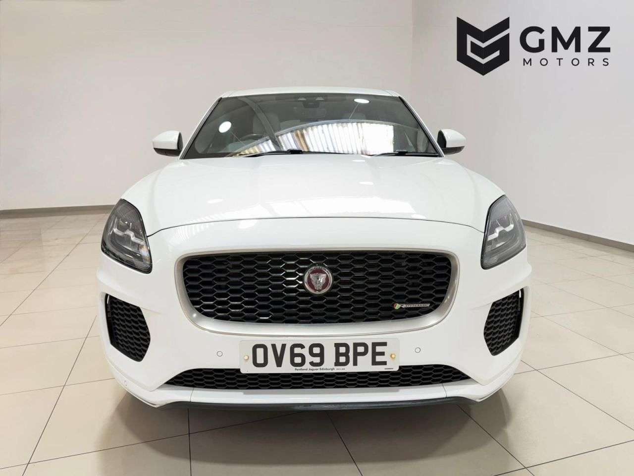 A 2019 JAGUAR E-PACE 2.0 D180 R-Dynamic HSE SUV 5dr Diesel Auto AWD Euro 6 (s/s) (180 ps) NATION A 2019 JAGUAR E-PACE 2.0 D180 R-Dynamic HSE SUV 5dr Diesel Auto AWD Euro 6 (s/s) (180 ps) NATION