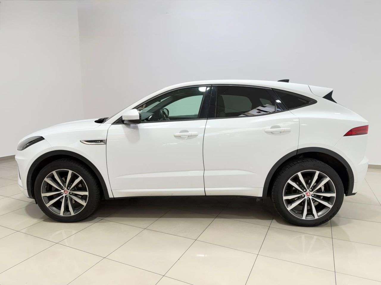 2019 JAGUAR E-PACE 2019 JAGUAR E-PACE