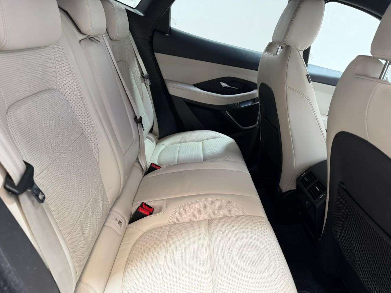 2019 JAGUAR E-PACE 2019 JAGUAR E-PACE