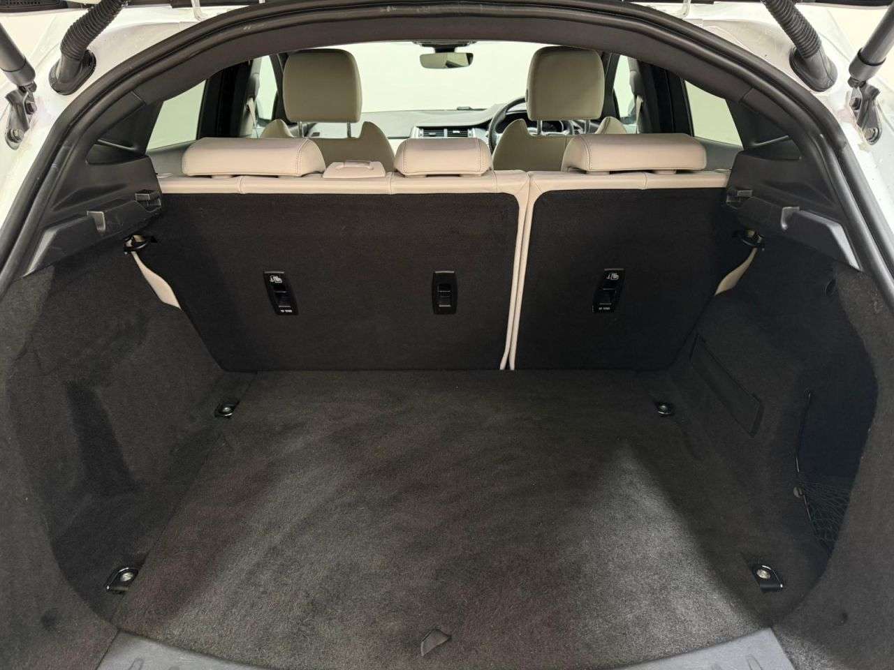 2019 JAGUAR E-PACE 2019 JAGUAR E-PACE
