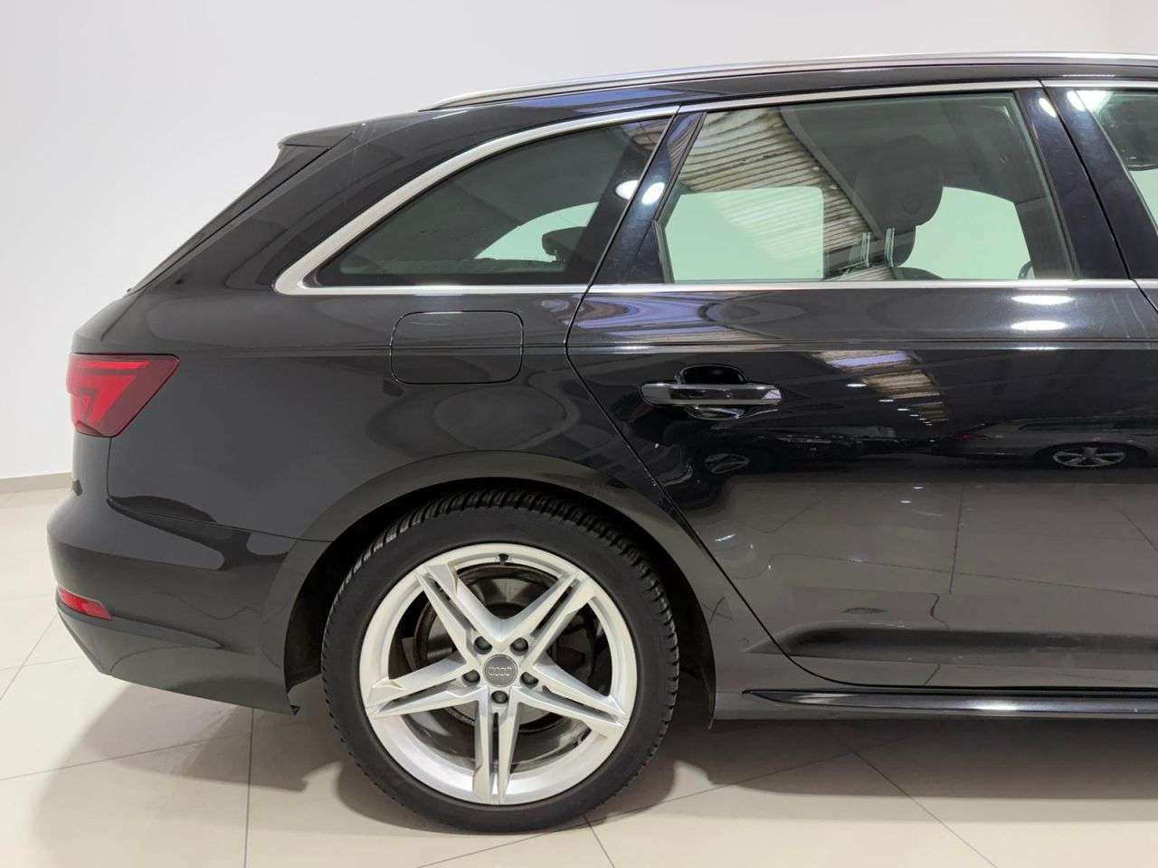 2017 AUDI A4 AVANT 2017 AUDI A4 AVANT