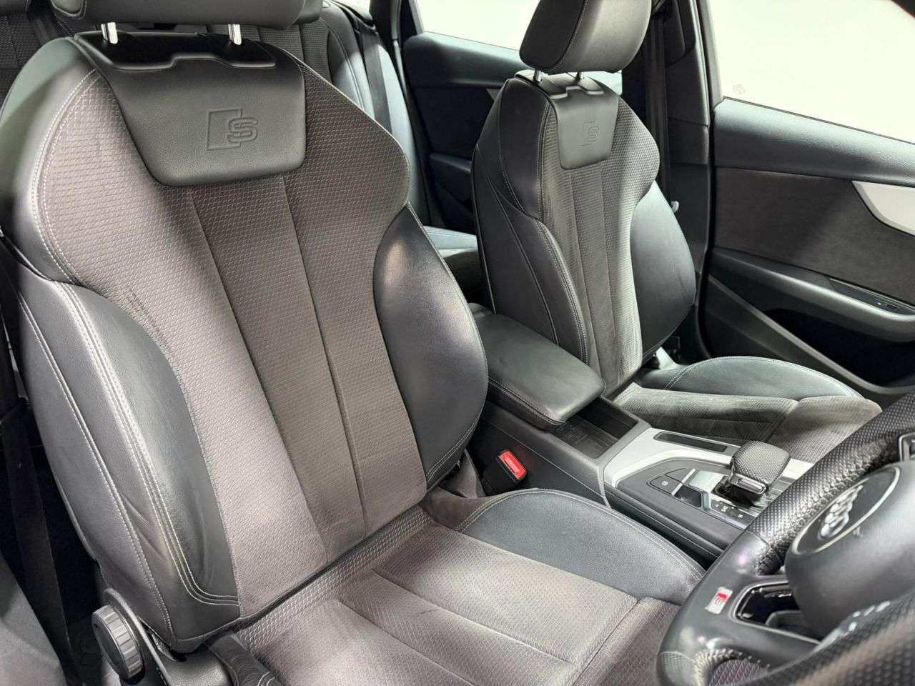 2017 AUDI A4 AVANT 2017 AUDI A4 AVANT