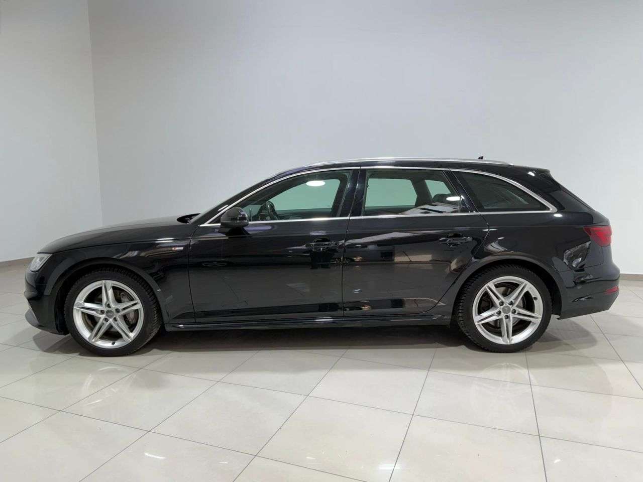 2017 AUDI A4 AVANT 2017 AUDI A4 AVANT