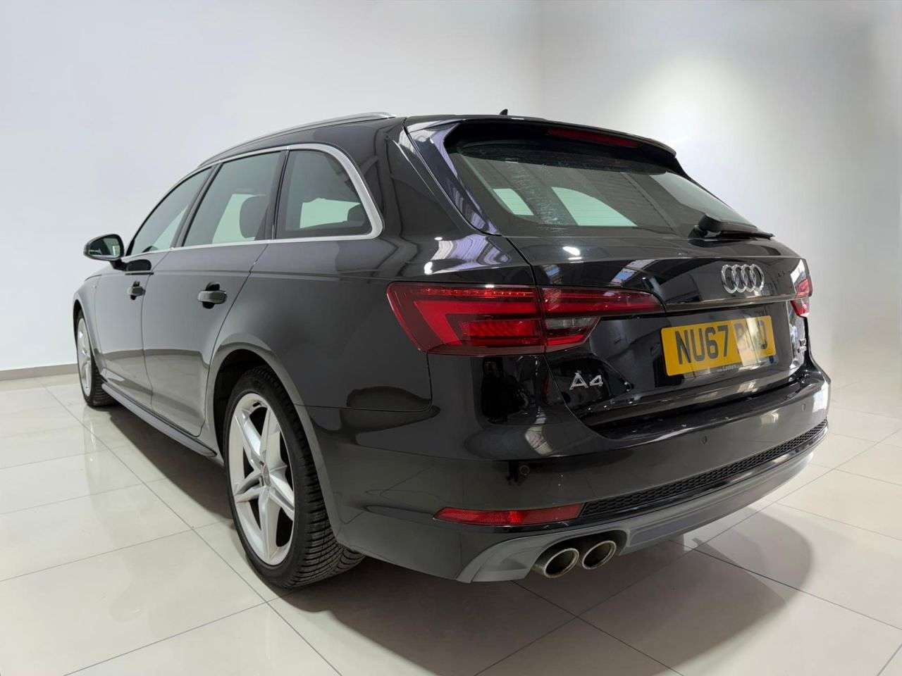 2017 AUDI A4 AVANT 2017 AUDI A4 AVANT