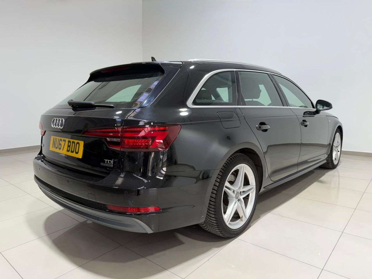 2017 AUDI A4 AVANT 2017 AUDI A4 AVANT