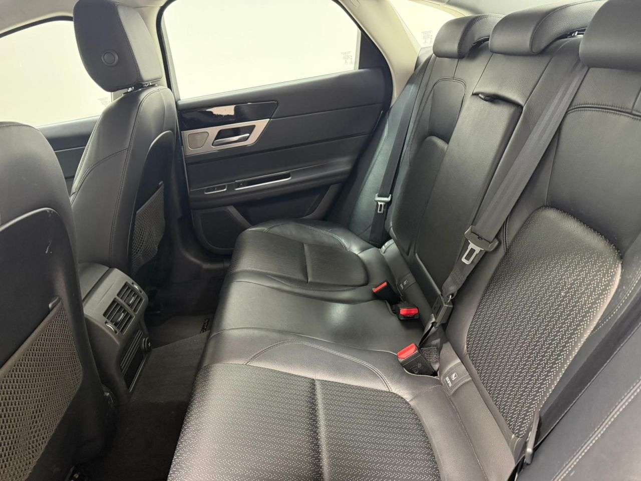 2018 JAGUAR XF 2018 JAGUAR XF