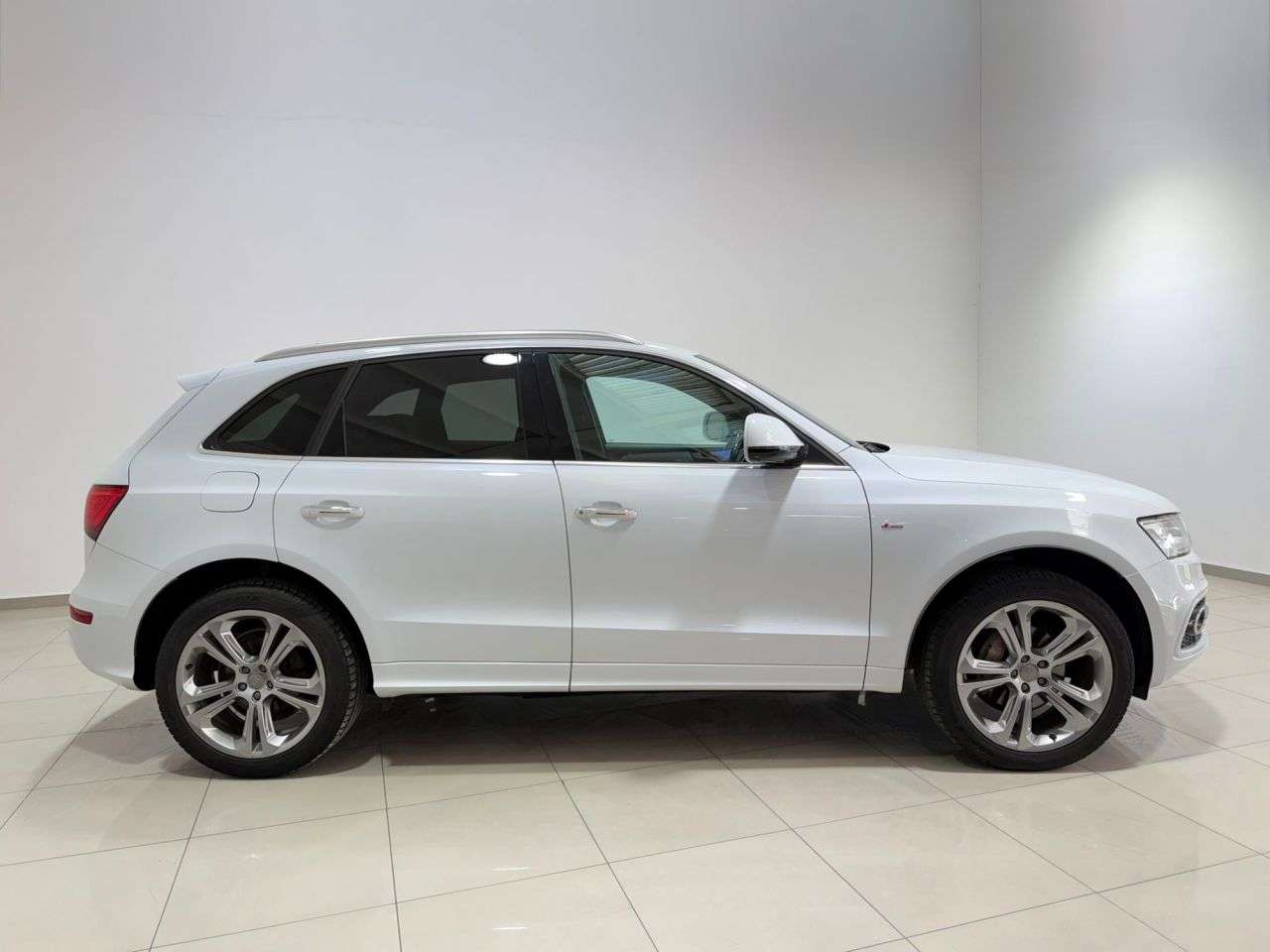 2015 AUDI Q5 2015 AUDI Q5