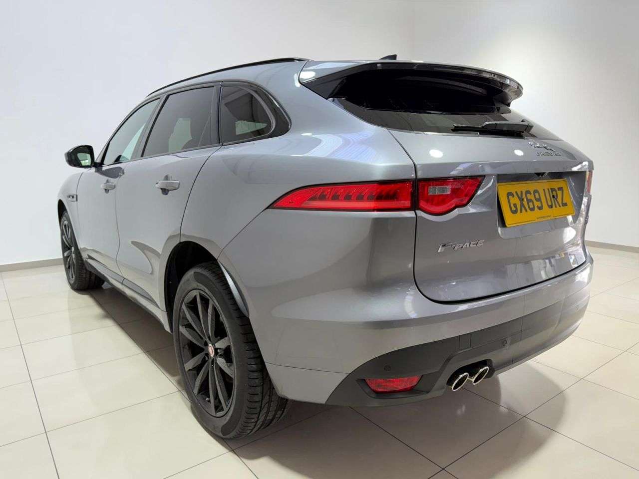 2019 JAGUAR F-PACE 2019 JAGUAR F-PACE