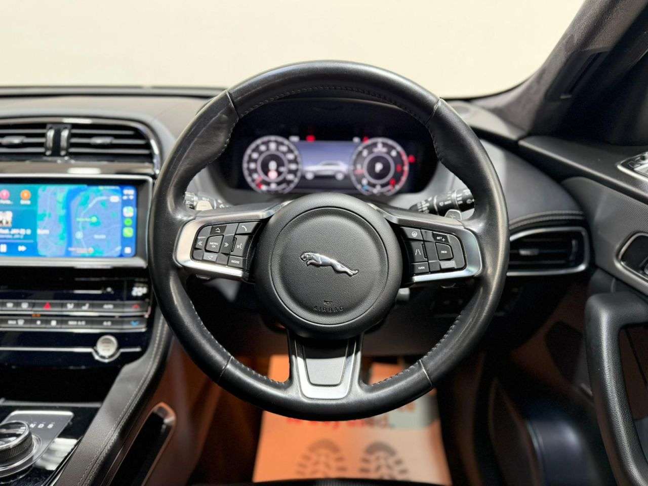 2019 JAGUAR F-PACE 2019 JAGUAR F-PACE