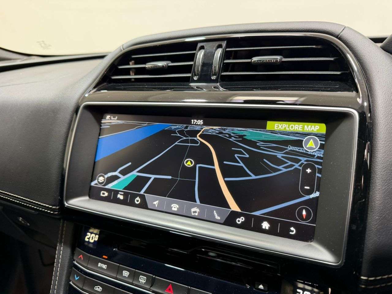 2019 JAGUAR F-PACE 2019 JAGUAR F-PACE