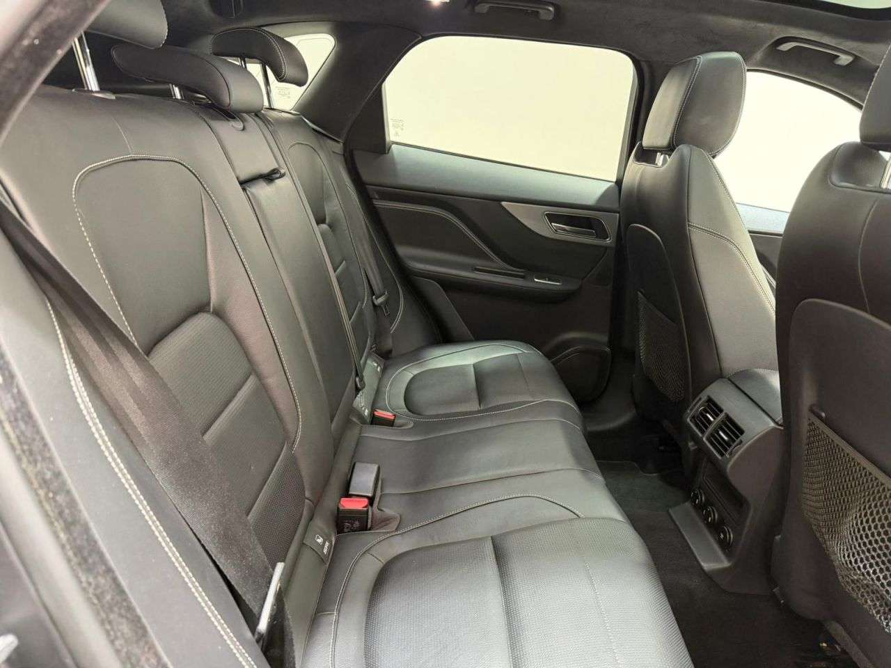 2019 JAGUAR F-PACE 2019 JAGUAR F-PACE