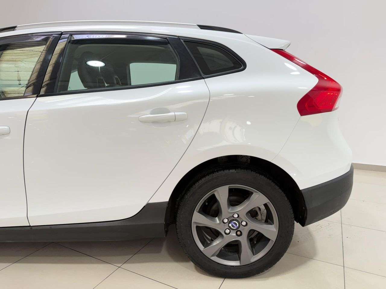 2015 VOLVO V40 CROSS COUNTRY 2015 VOLVO V40 CROSS COUNTRY