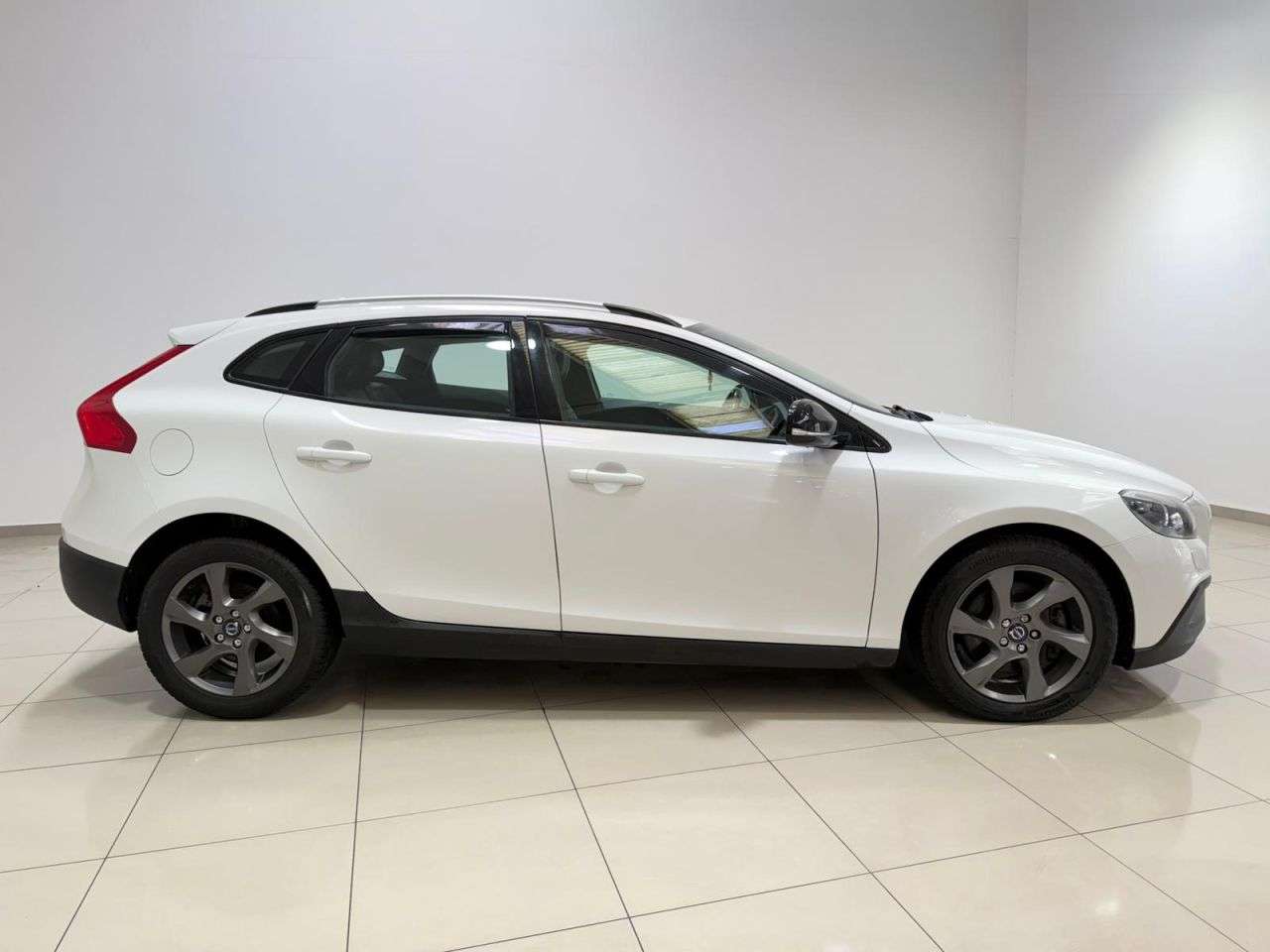 2015 VOLVO V40 CROSS COUNTRY 2015 VOLVO V40 CROSS COUNTRY