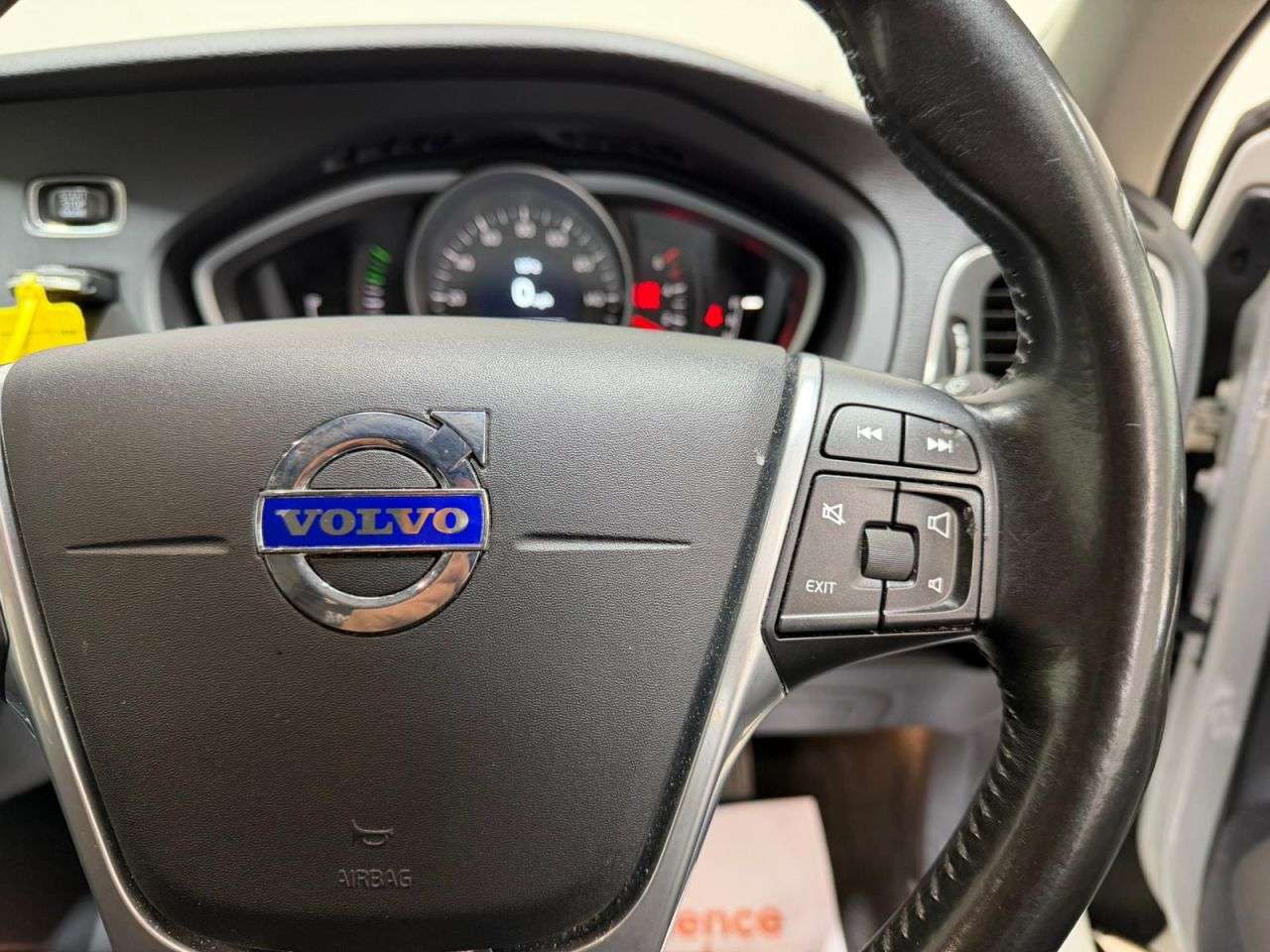 2015 VOLVO V40 CROSS COUNTRY 2015 VOLVO V40 CROSS COUNTRY