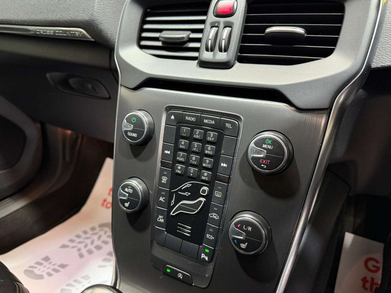 2015 VOLVO V40 CROSS COUNTRY 2015 VOLVO V40 CROSS COUNTRY