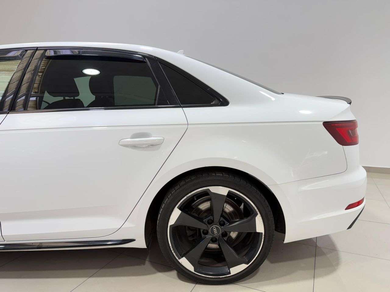 2018 AUDI A4 2018 AUDI A4