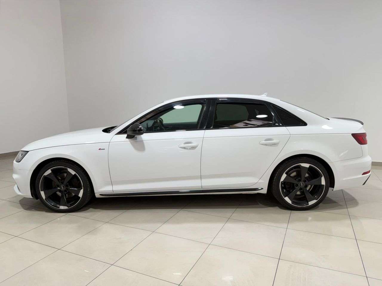 2018 AUDI A4 2018 AUDI A4