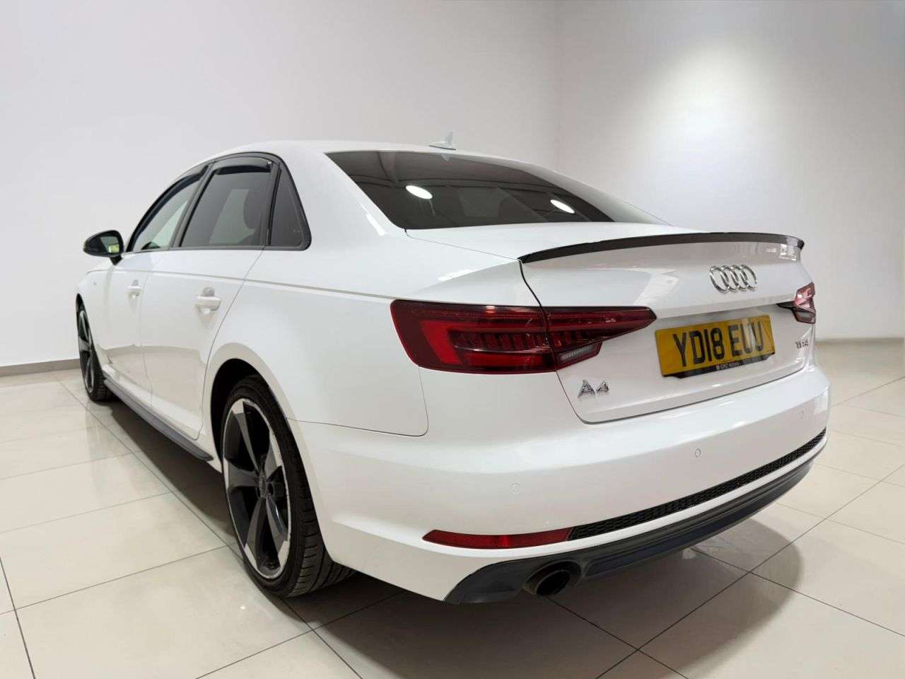 2018 AUDI A4 2018 AUDI A4