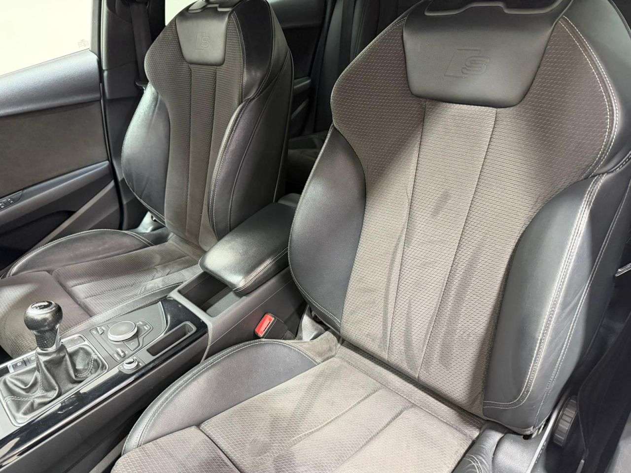 2018 AUDI A4 2018 AUDI A4