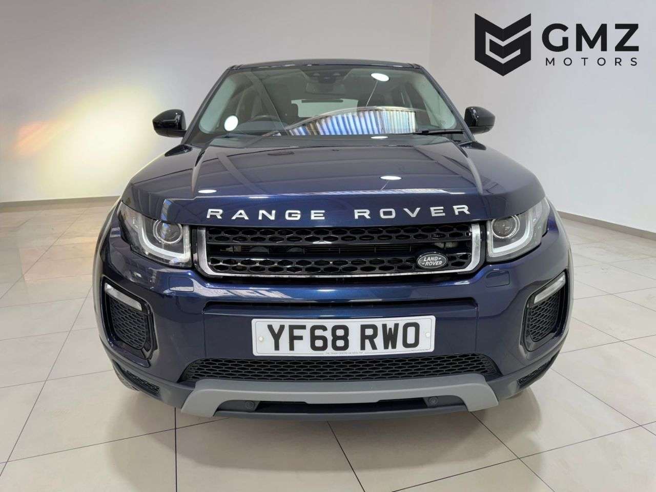 A 2018 LAND ROVER RANGE ROVER EVOQUE 2.0 TD4 SE Tech SUV 5dr Diesel Auto 4WD Euro 6 (s/s) (180 ps) NATIONWIDE DE A 2018 LAND ROVER RANGE ROVER EVOQUE 2.0 TD4 SE Tech SUV 5dr Diesel Auto 4WD Euro 6 (s/s) (180 ps) NATIONWIDE DE