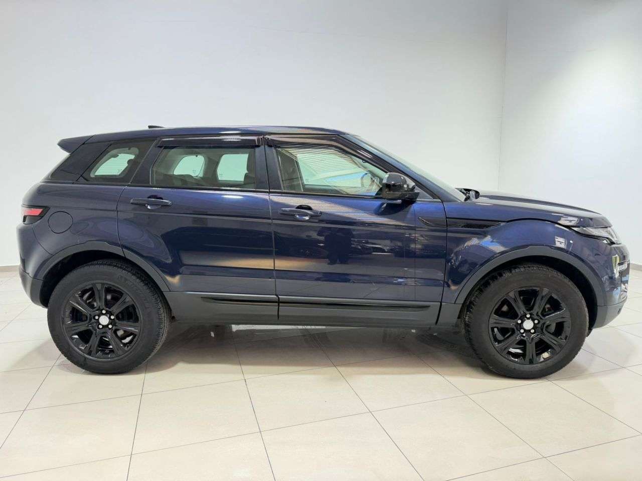 2018 LAND ROVER RANGE ROVER EVOQUE 2018 LAND ROVER RANGE ROVER EVOQUE