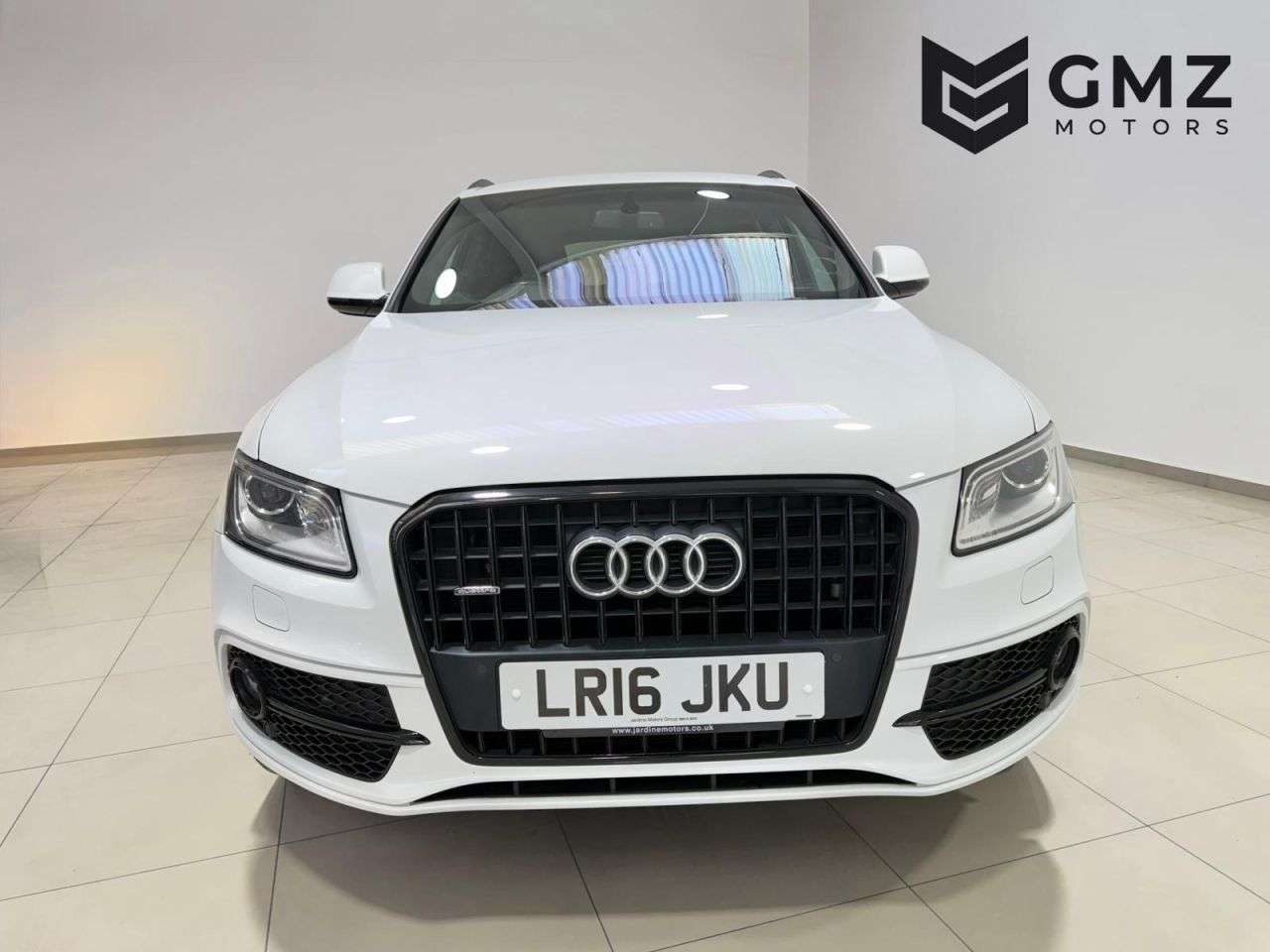 A 2016 AUDI Q5 2.0 TDI S line Plus SUV 5dr Diesel S Tronic quattro Euro 6 (s/s) (190 ps) N A 2016 AUDI Q5 2.0 TDI S line Plus SUV 5dr Diesel S Tronic quattro Euro 6 (s/s) (190 ps) N