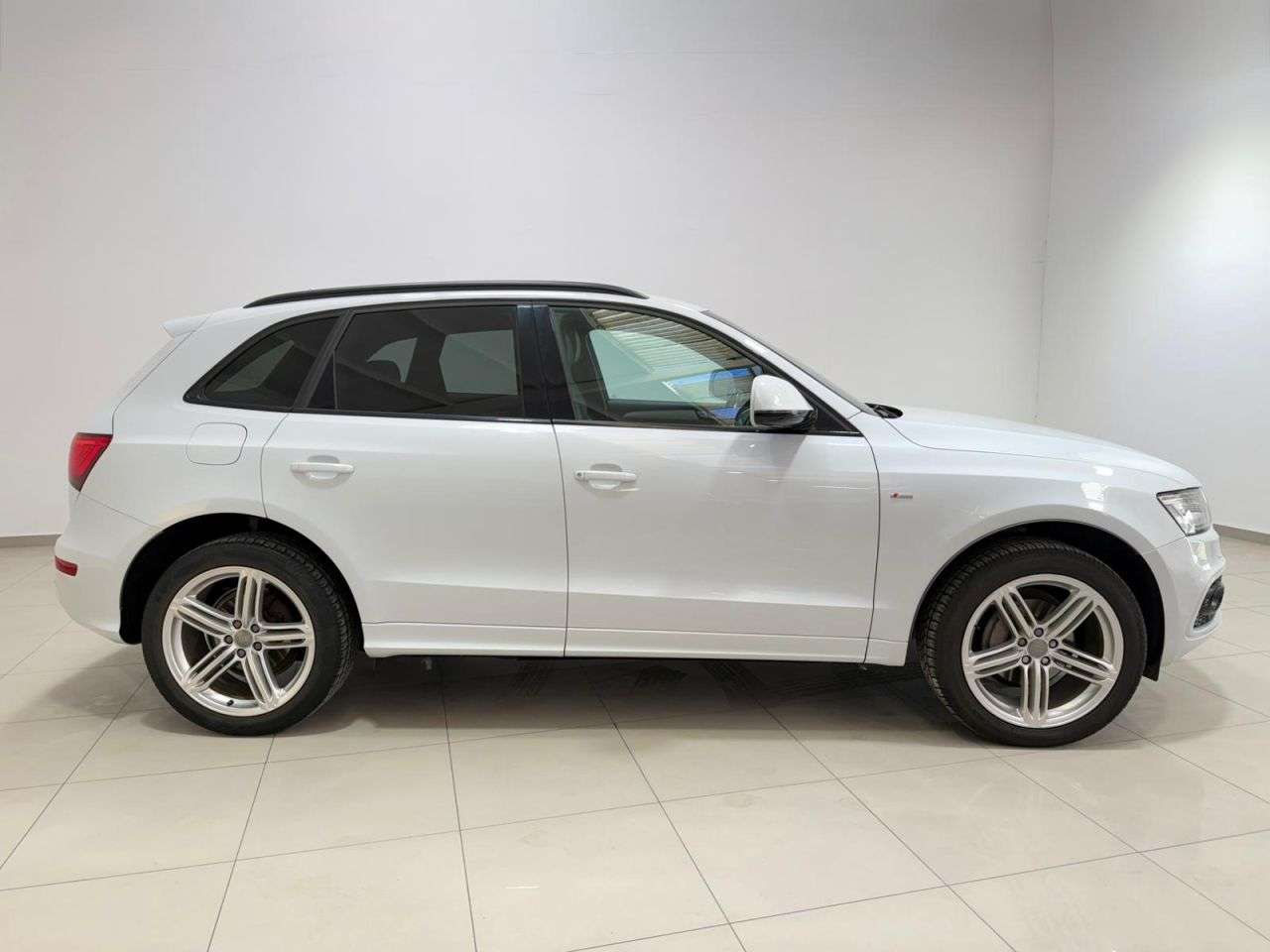 2016 AUDI Q5 2016 AUDI Q5