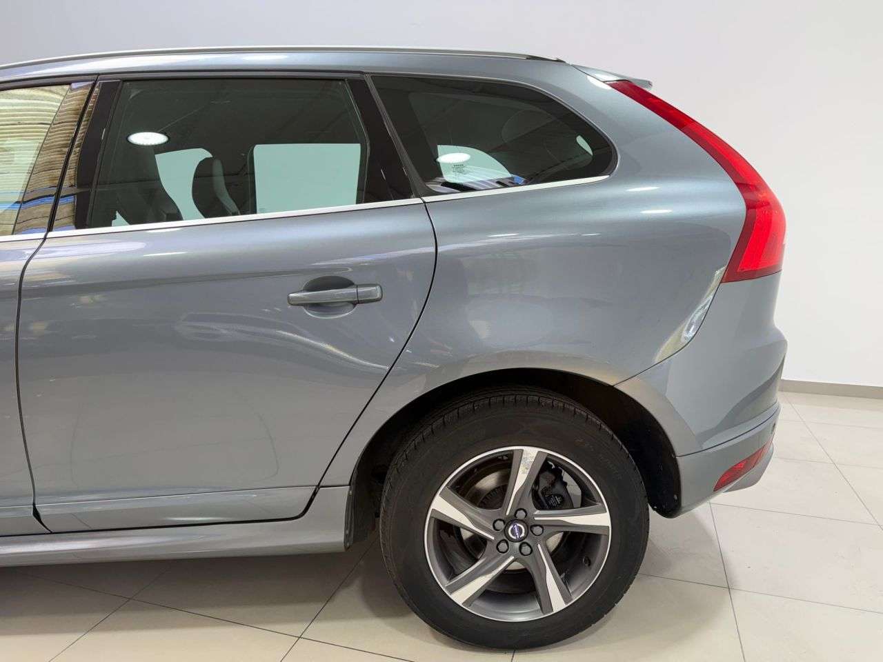 2016 VOLVO XC60 2016 VOLVO XC60