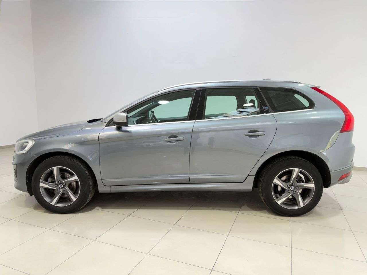 2016 VOLVO XC60 2016 VOLVO XC60