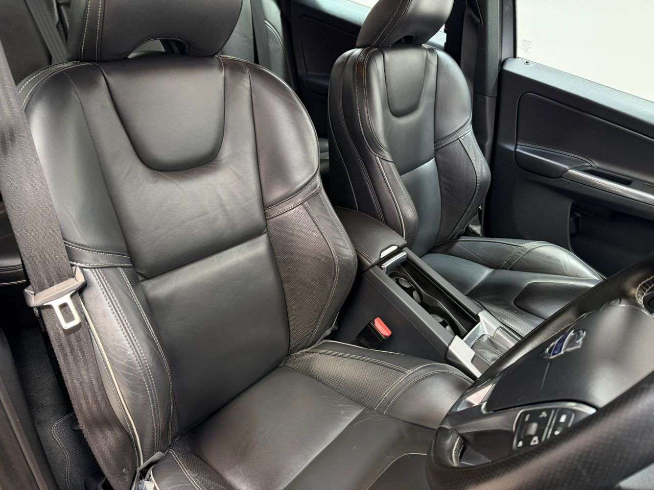 2016 VOLVO XC60 2016 VOLVO XC60