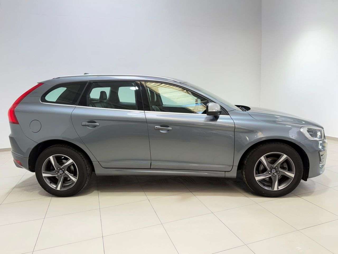 2016 VOLVO XC60 2016 VOLVO XC60