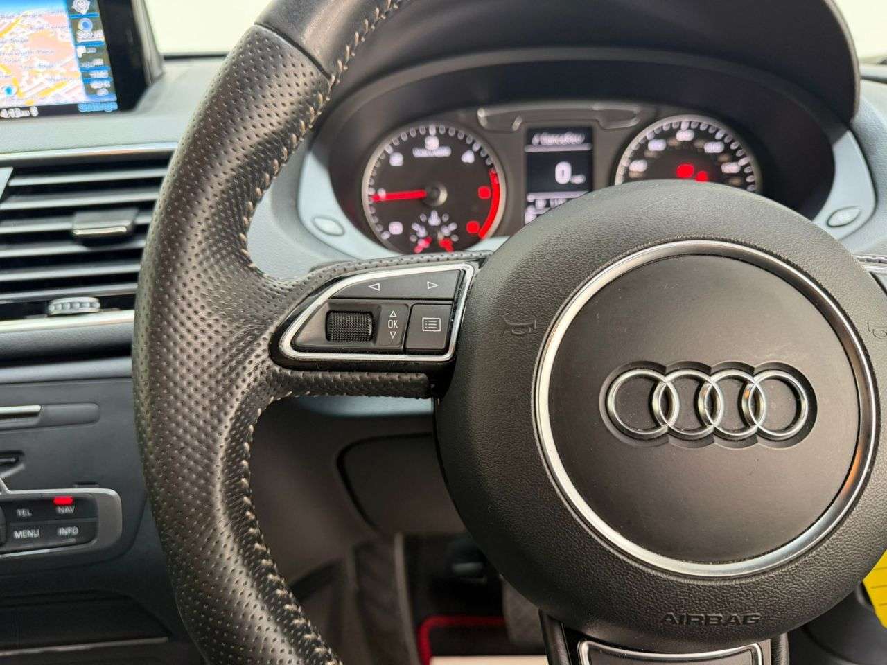 2015 AUDI Q3 2015 AUDI Q3