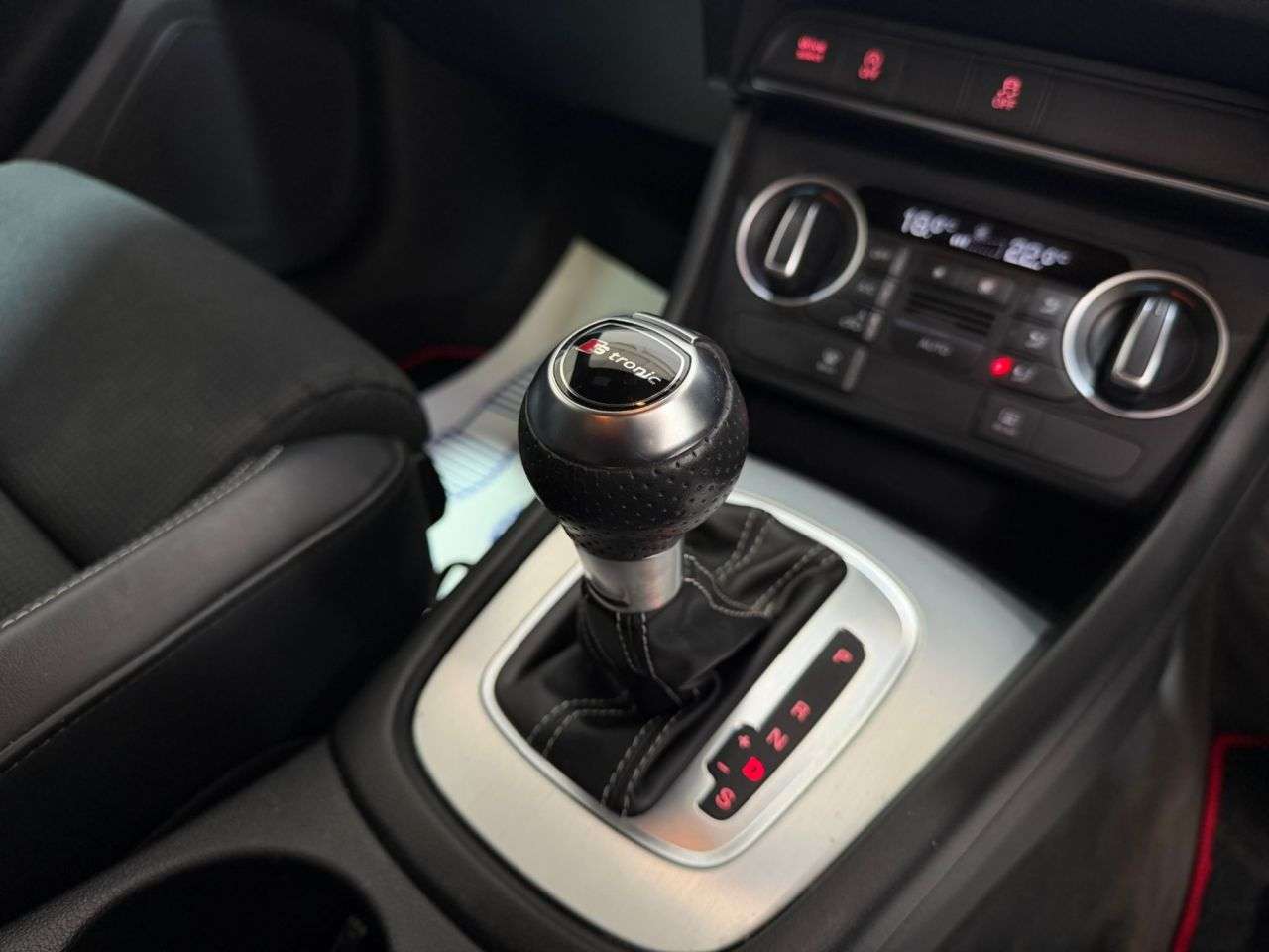 2015 AUDI Q3 2015 AUDI Q3