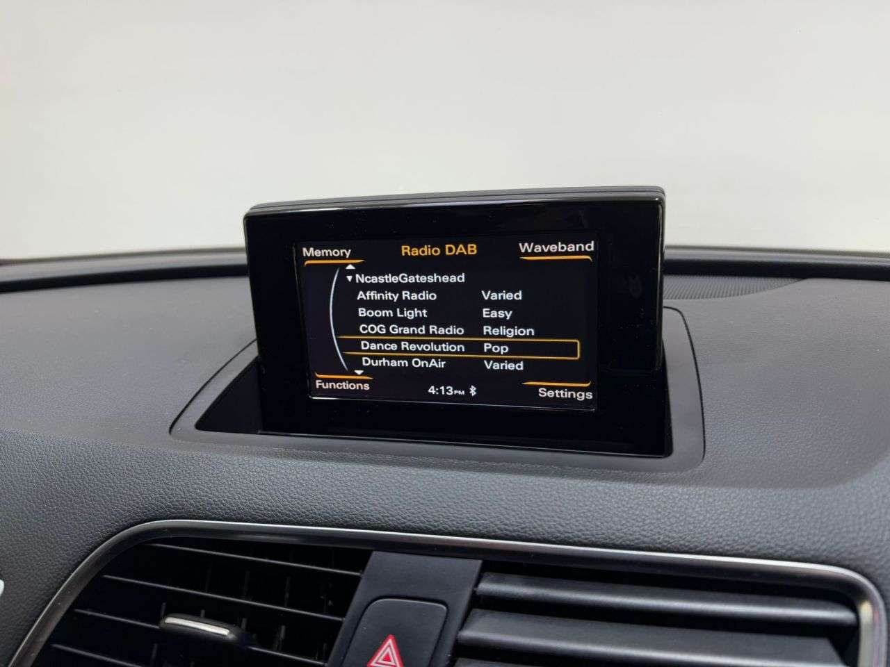 2015 AUDI Q3 2015 AUDI Q3